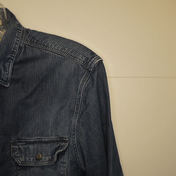 Levis Slim Fit Shirt - Picture 7 of 11